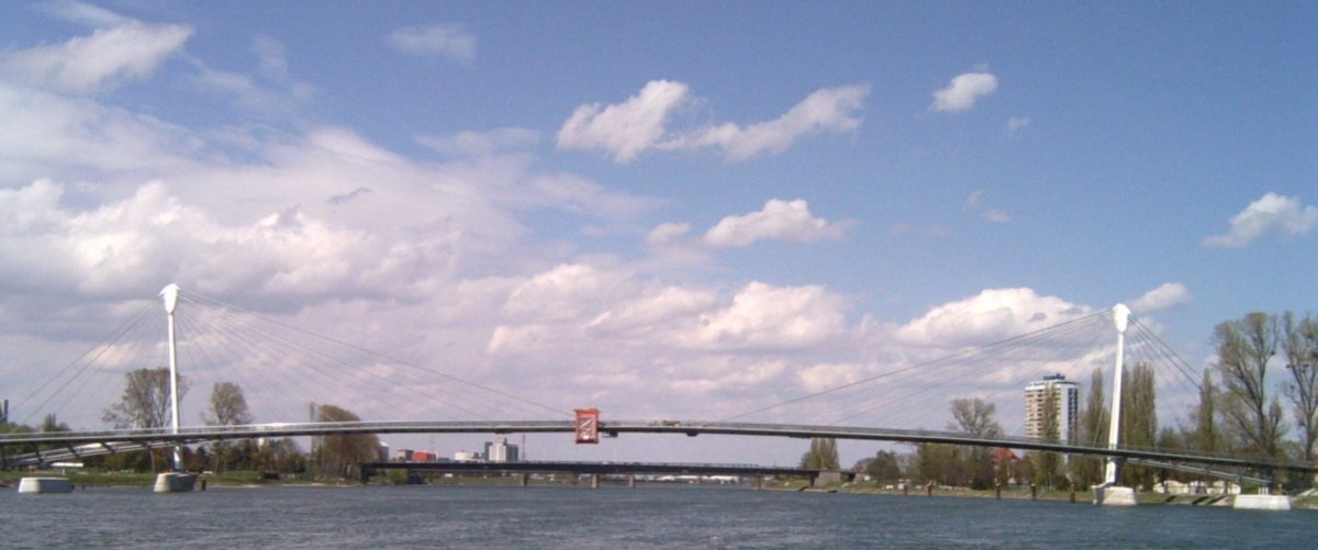 20170607_1730-passerelle_2004.jpg 7. Juni 2017 