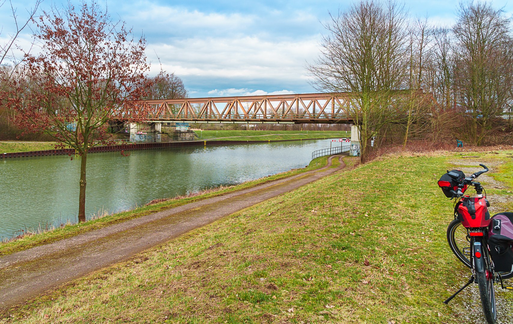 "Provisorische" Behelfsbrücke?