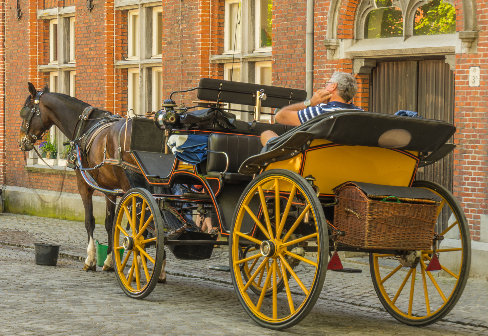 Pause in der Wijngaardplein