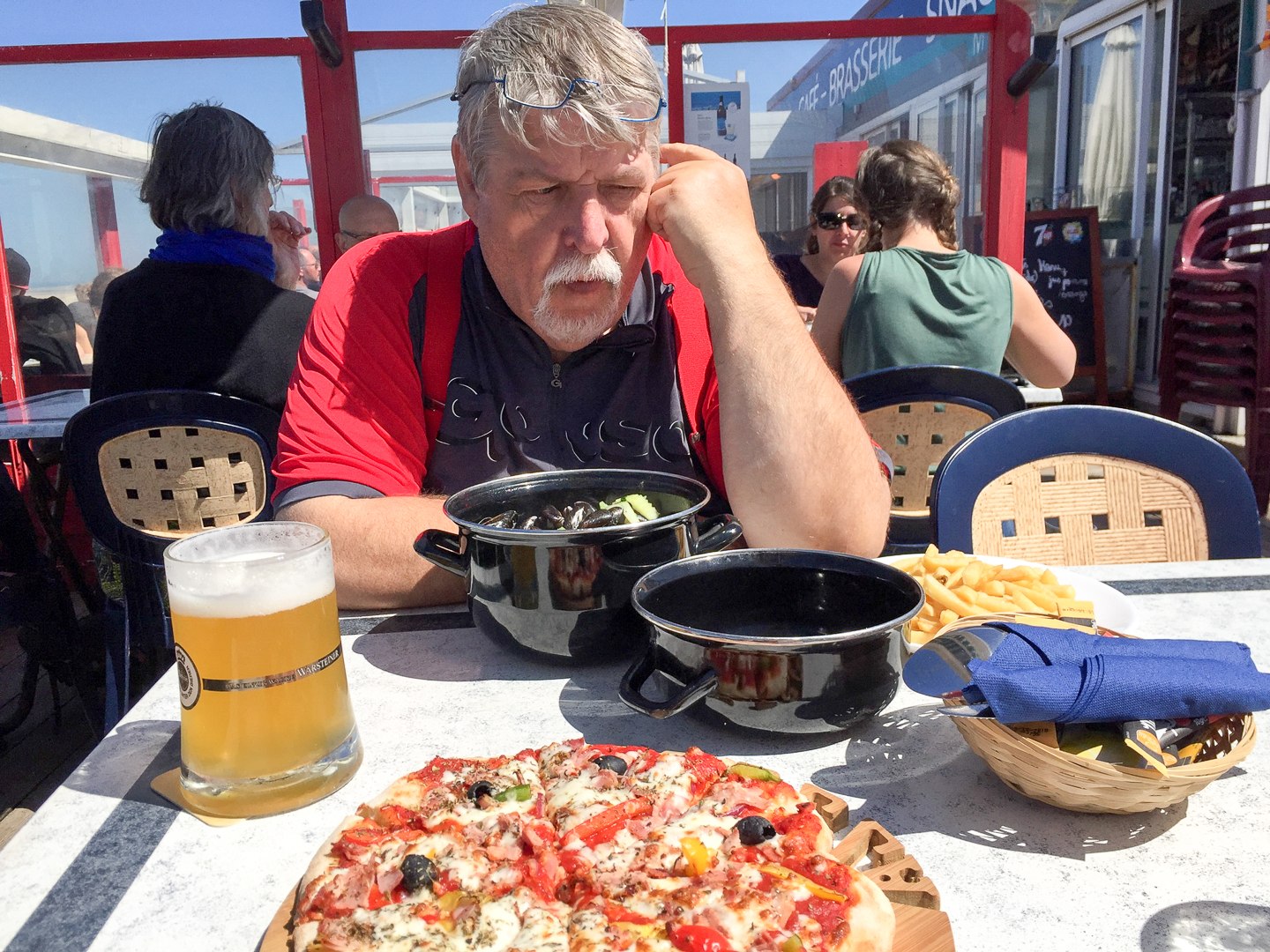 Mittagspause im Strandcafe Wissant