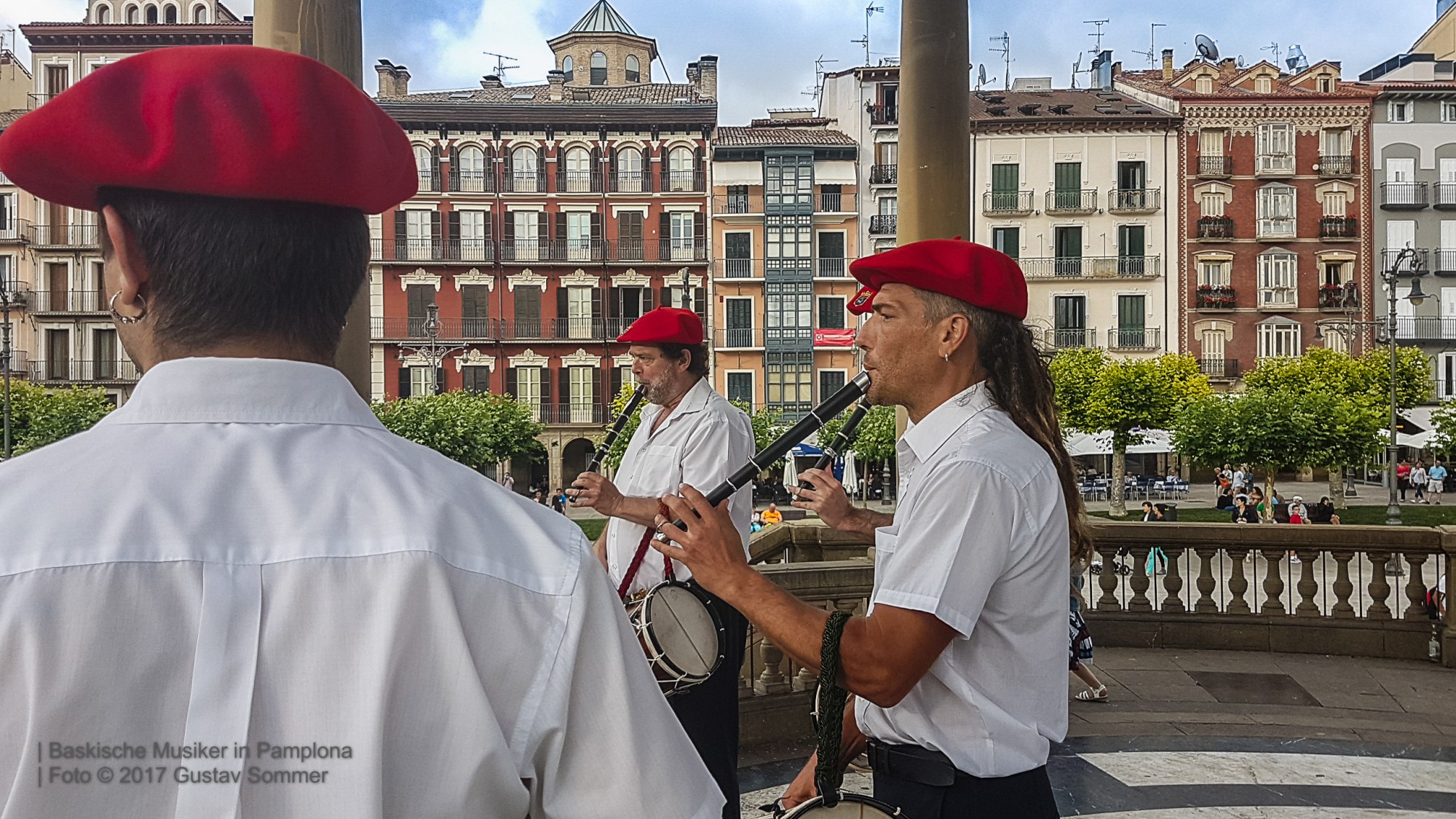 Bild 14 Basken in Pamplona