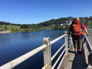 Auf der Brücke nach Portomarin