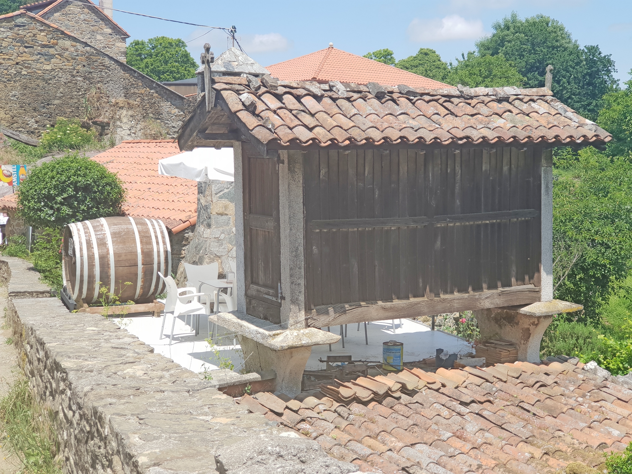 Speicher auf dem Weg nach Melide