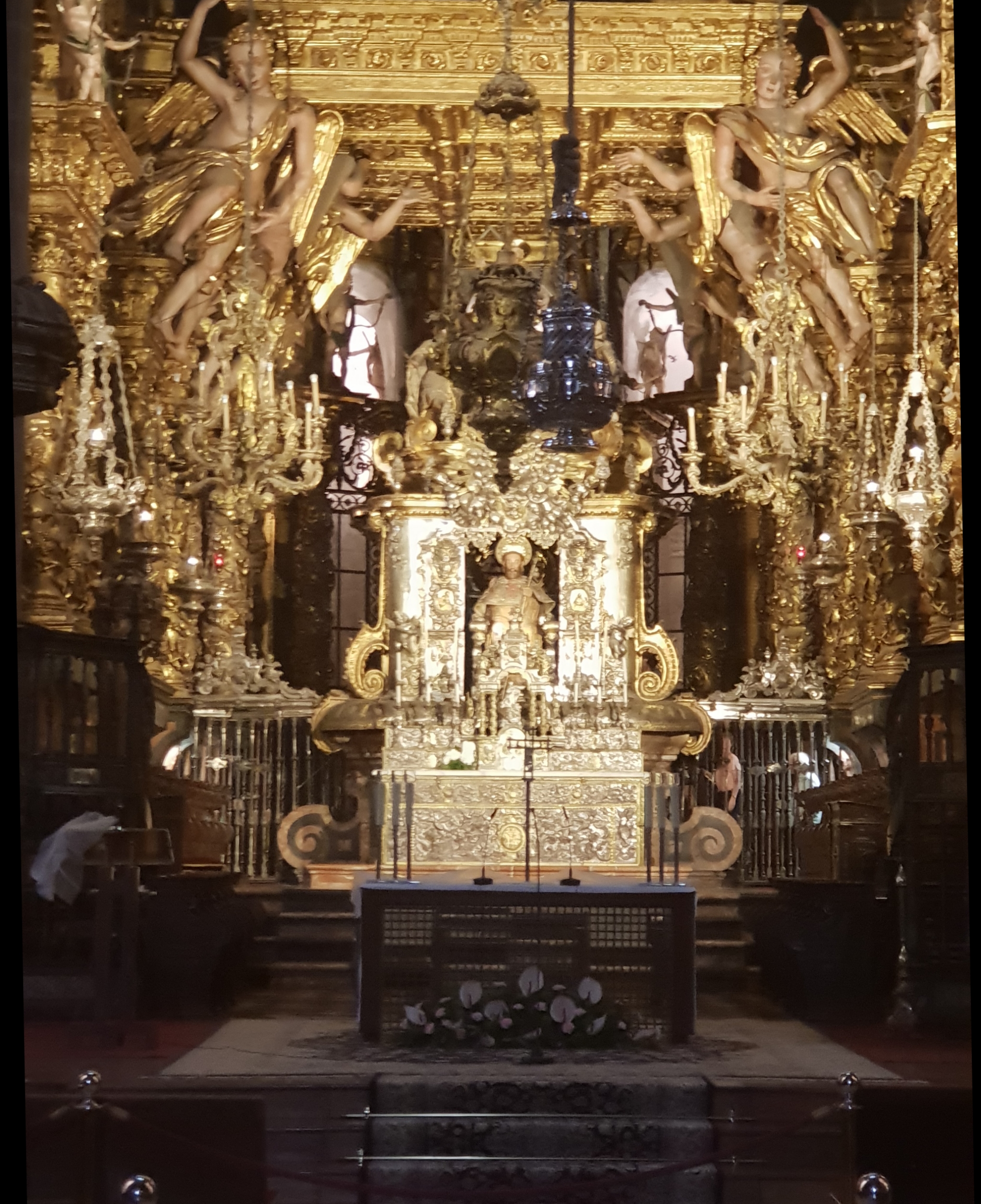 Hauptaltar über dem angeblichen Grab des Apostels Jakobus