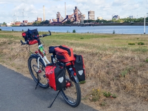 Industrieanlagen an der Weser