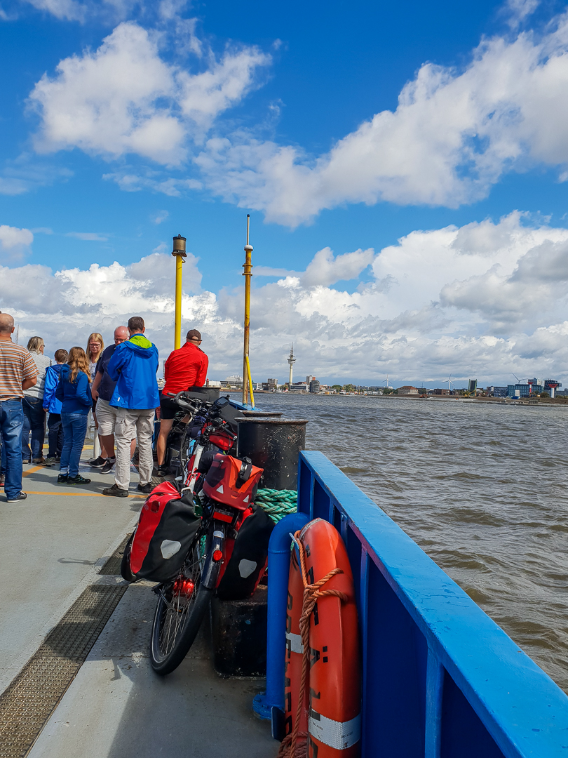 Weserfähre Nordenham-Bremerhaven