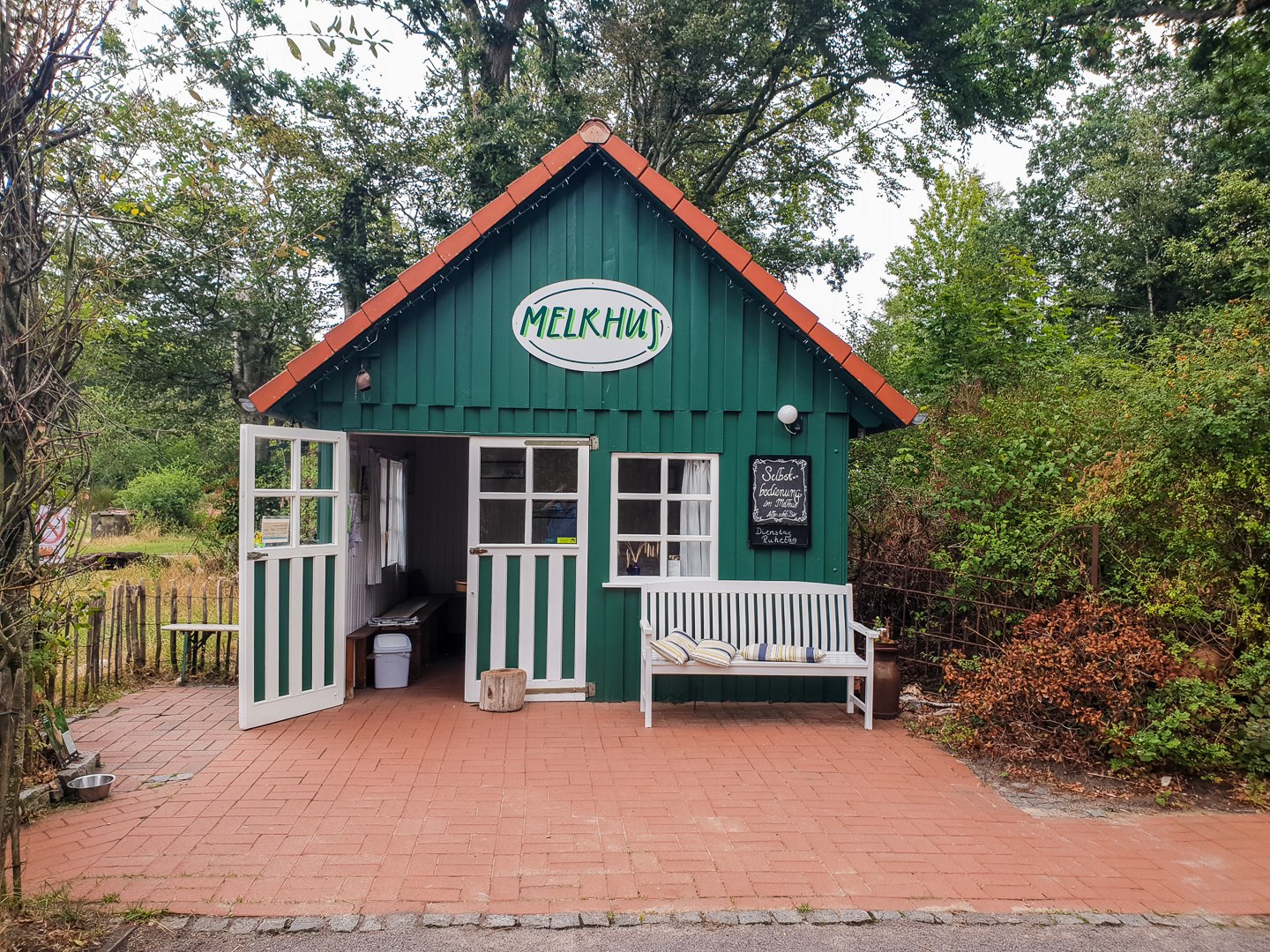 Trinkpause auf dem Biohof am Melkhus