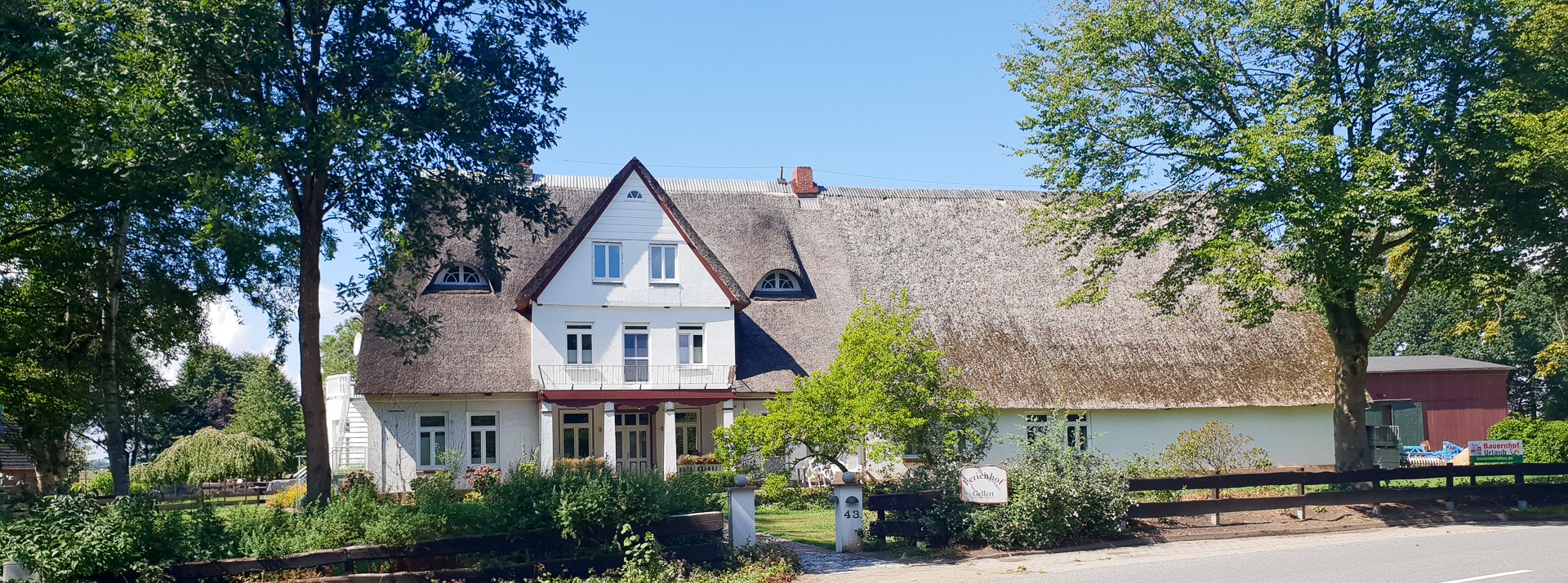 Reetgedecktes Haus in Balje