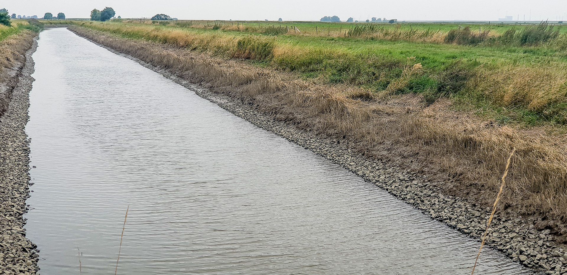 Entwässerungsgraben