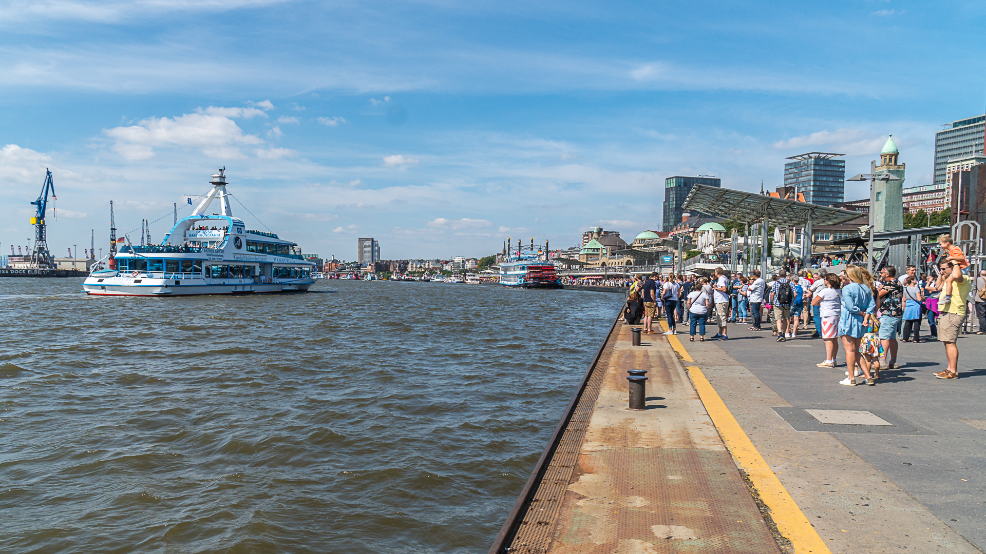 Landungsbrücken Hamburg