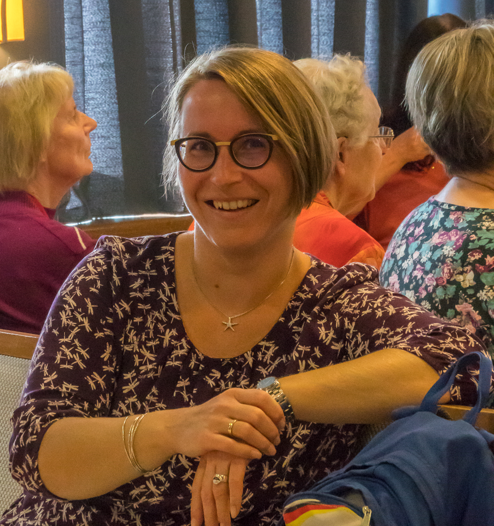 Sandra beim Jubel-Kaffeetrinken