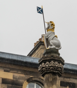 Einhorn Monument auf der Royal Mile