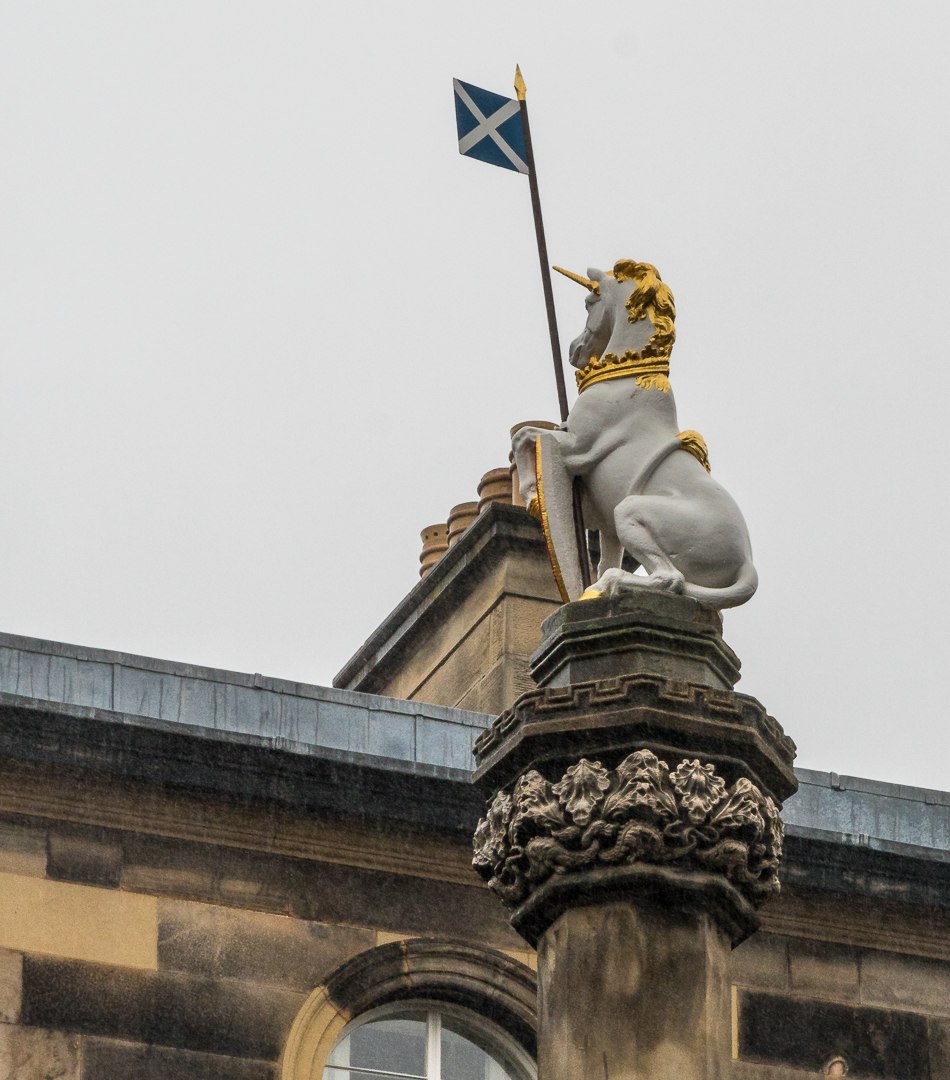 Einhorn Monument auf der Royal Mile