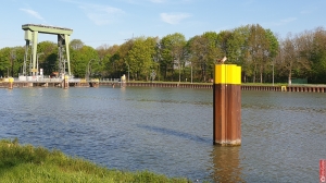 Gänse an der Schleuse Hünxe
