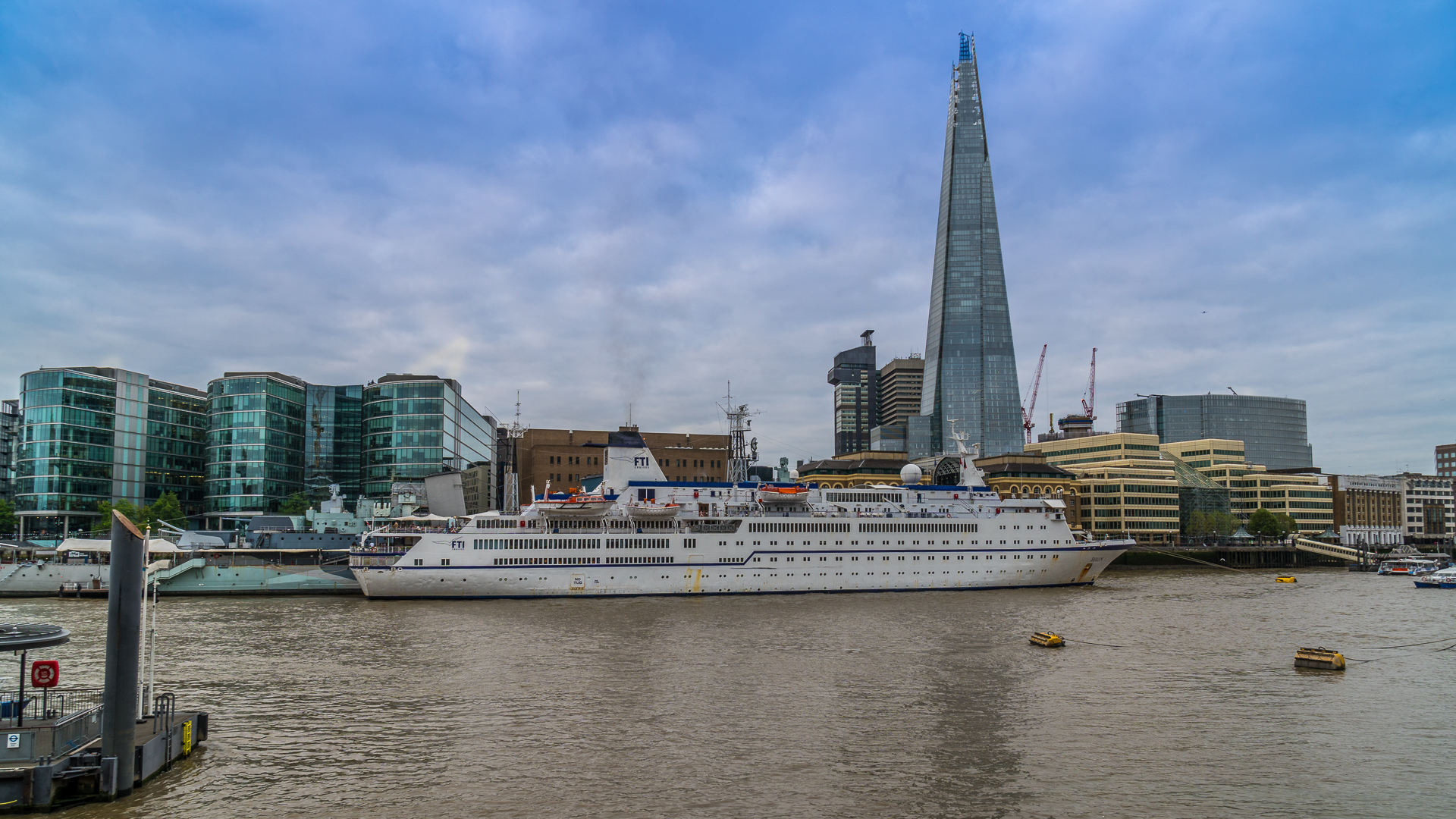 MS Berlin in London